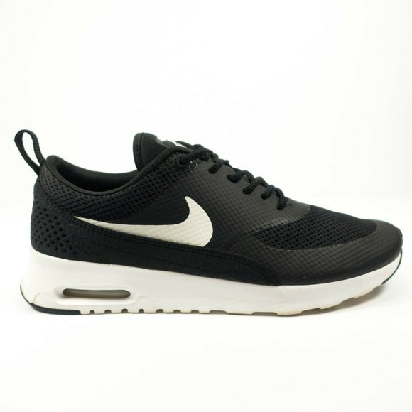 Nike Air Max Thea Sneakers - Picture 4 of 9